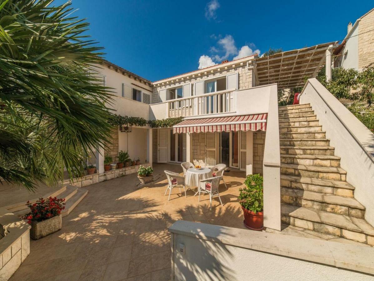 Apartments Villa Diha Korcula Town Luaran gambar